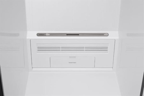Tu Cham Soc Quan Ao Thong Minh Samsung Df18cb8600ersv 9 638745248748123387 700x467